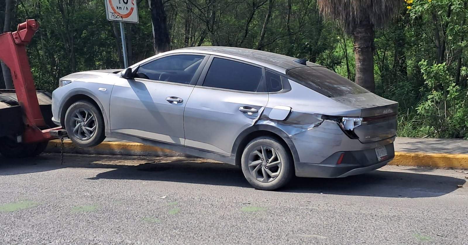 Accidente cierra bulevar Fidel Velázquez en Ciudad Victoria