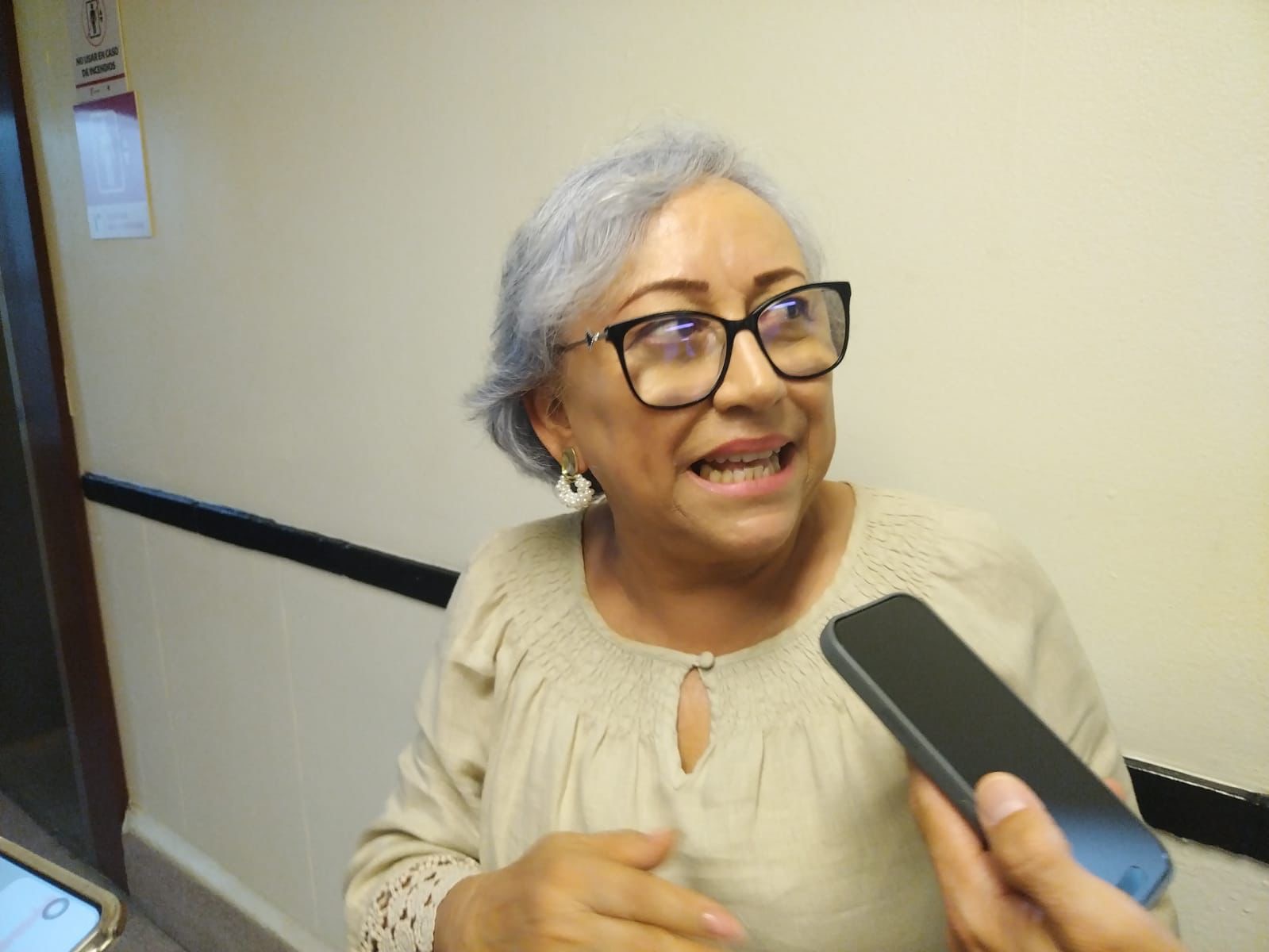 Acusa alcaldesa de Aldama de condicionar proyectos por aumentos y compensaciones.