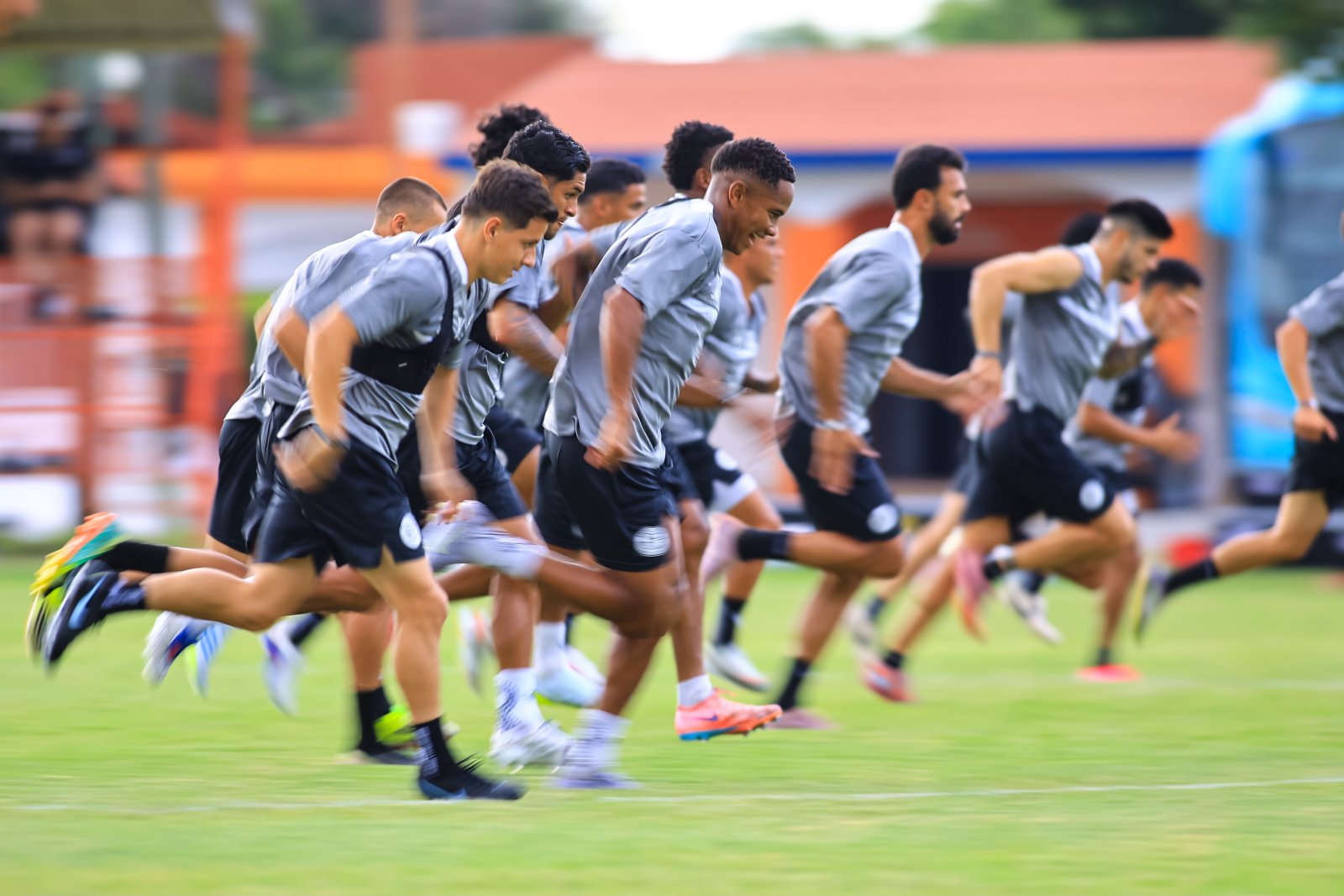 Jugadores del Sporting de Costa Rica entrenando en el Centro de Formación de Correcaminos previo al amistoso Correcaminos vs Sporting de Costa Rica