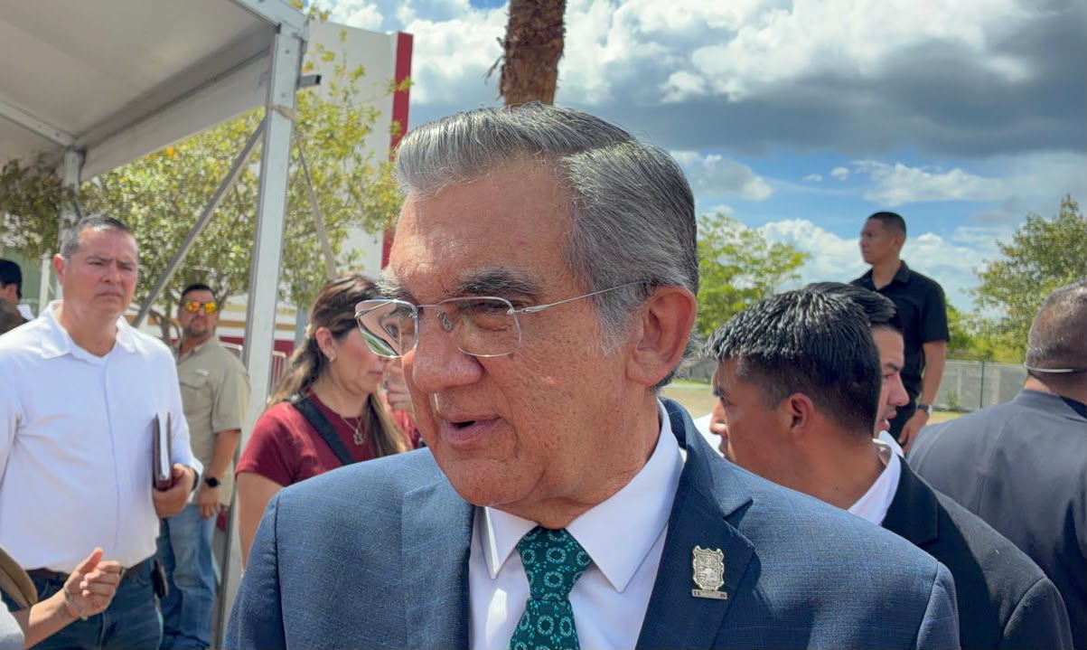 Gobernador de Tamaulipas anuncia puerto multimodal en Victoria y 400 nuevos espacios de salud