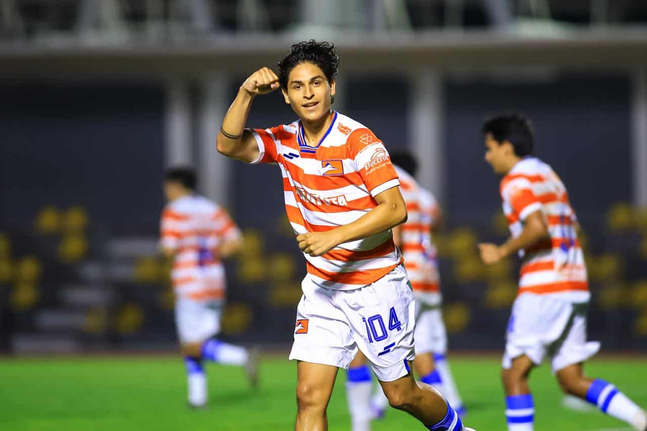 Convocan a David Paz y Manuel Garza de Correcaminos a Selección Premier