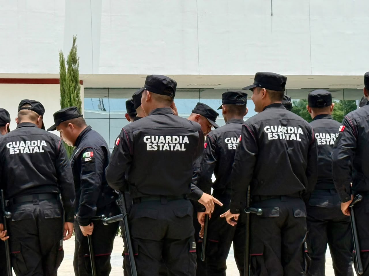 Elementos de la Guardia Estatal de Tamaulipas en formación; déficit policial supera dos mil efectivos