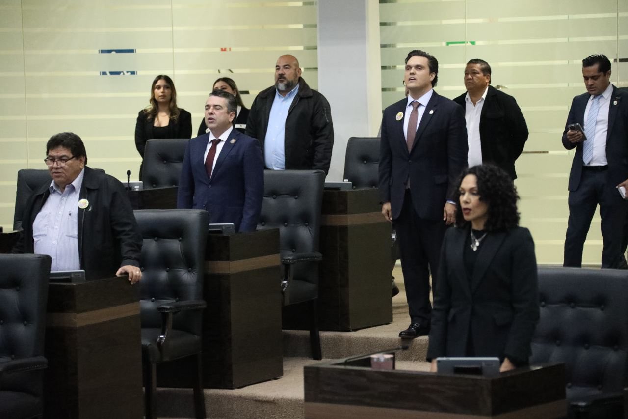 Diputados de Morena en Tamaulipas reunidos en sesión del Congreso del Estado