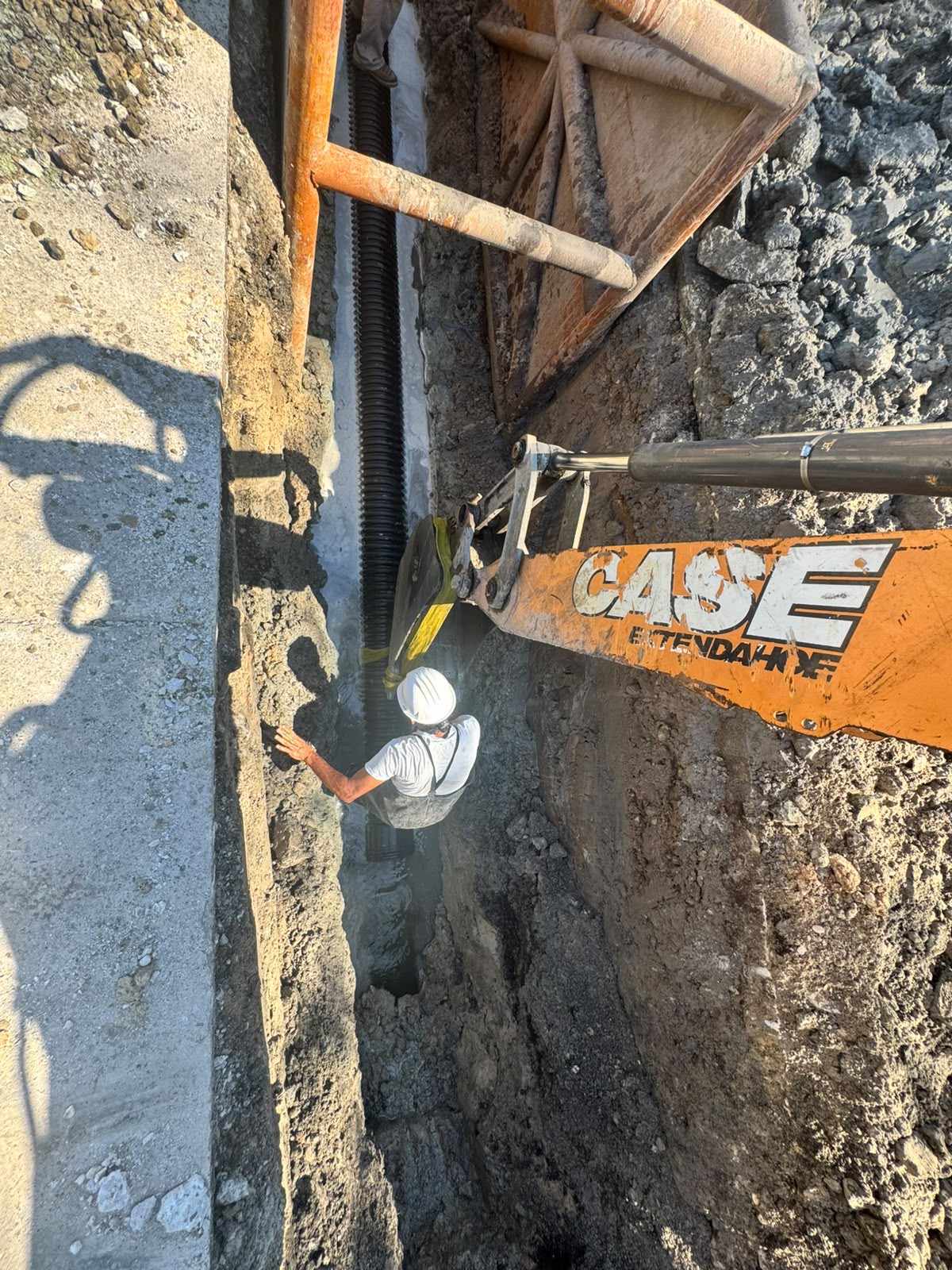 COMAPA SUR sustituye 70 metros de tubería de drenaje en colonia de Ciudad Madero