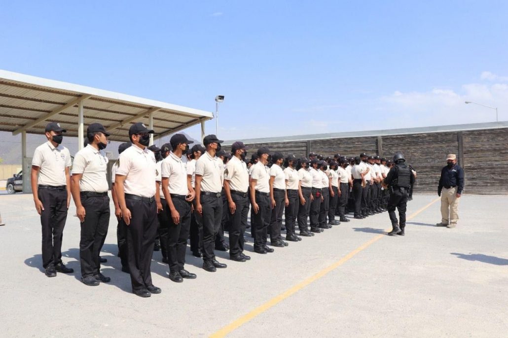 Fachada de una escuela militarizada en Tamaulipas, donde cuatro planteles operan sin marco legal federal según la SEP