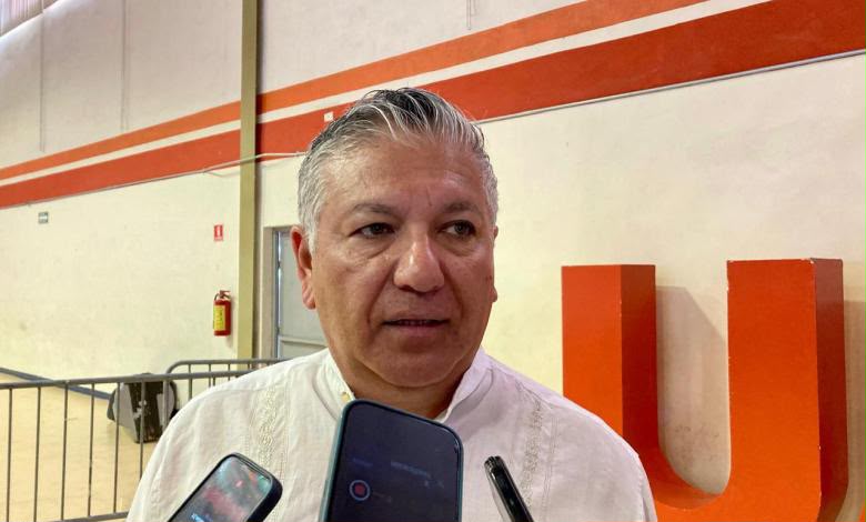 Gobierno estatal revisa estímulos fiscales para licencias de alcohol