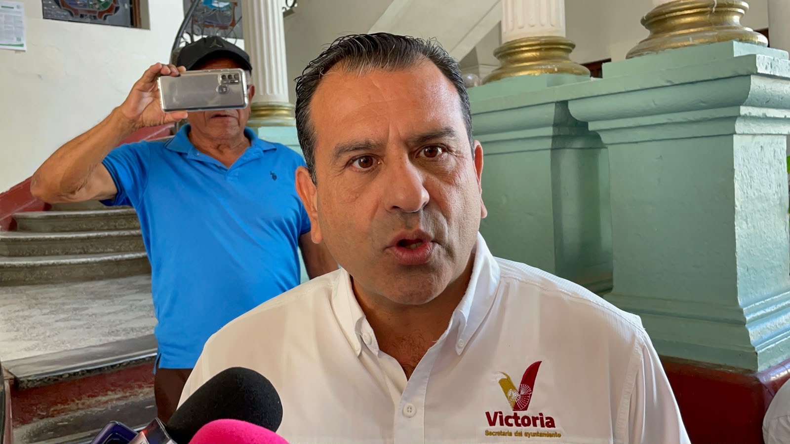 Hugo Reséndez Silva solicita dejar Secretaría del Ayuntamiento para buscar candidatura en Morena