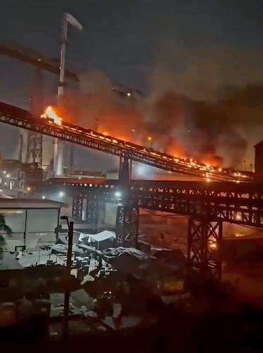 Incendio en planta de ArcelorMittal en Lázaro Cárdenas