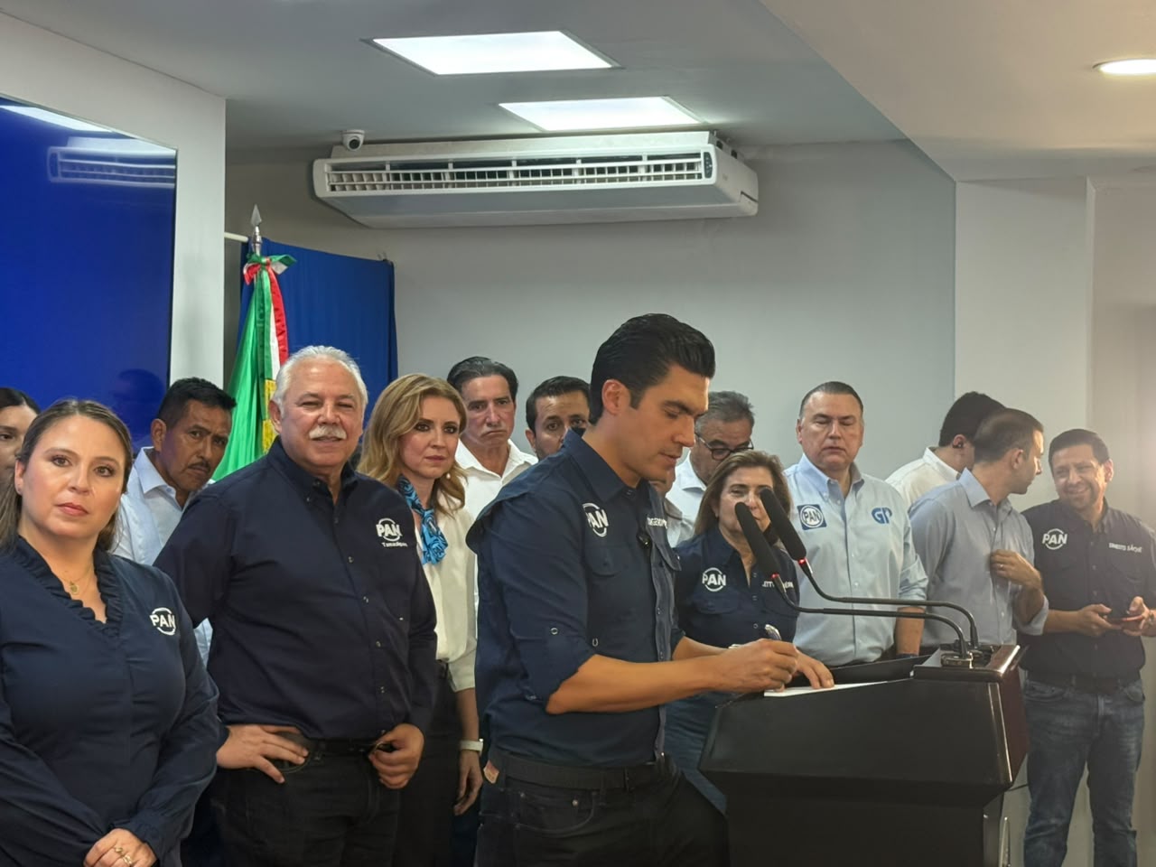PAN denuncia a Morena como 'narcopartido' durante visita a Victoria