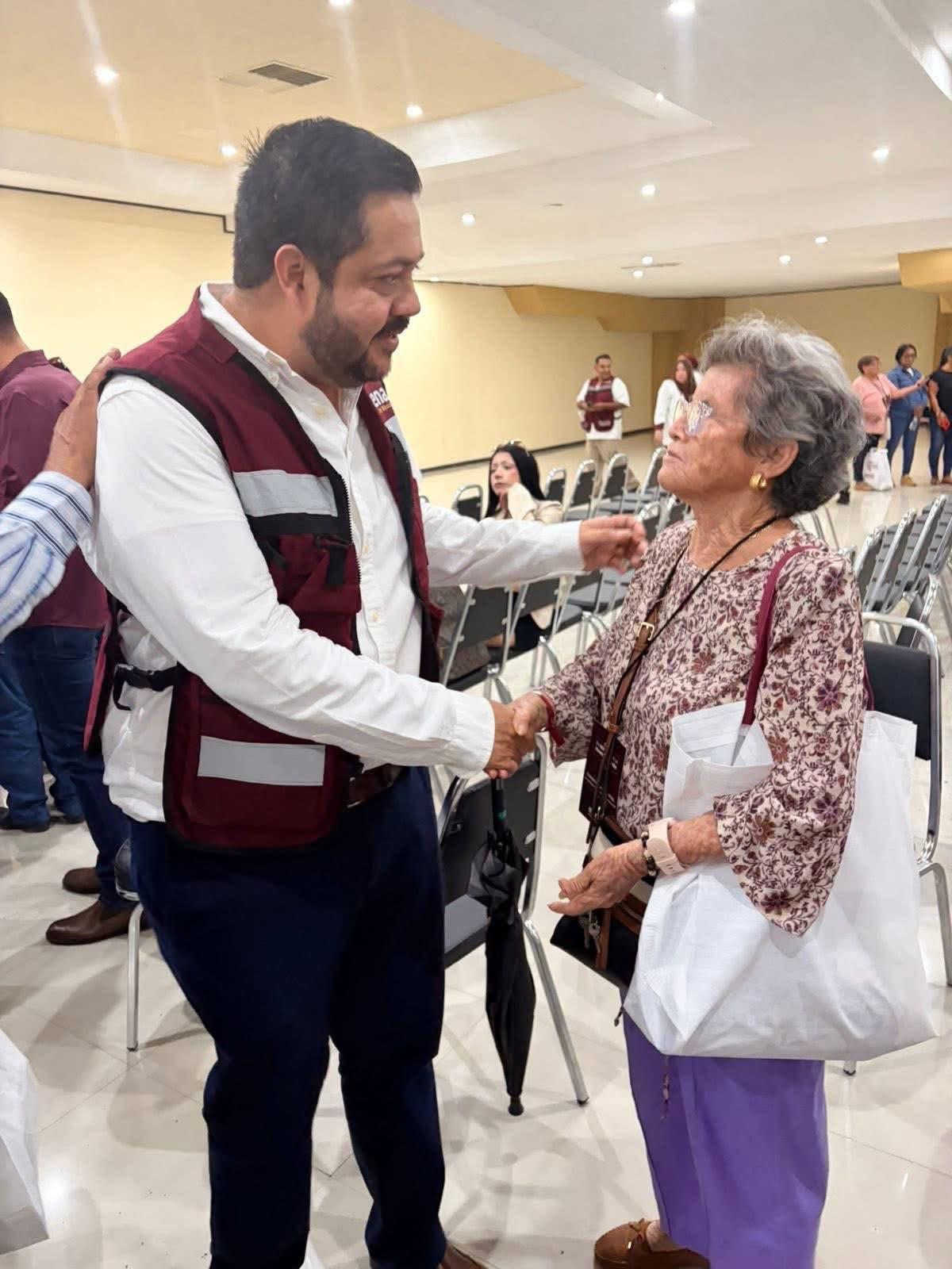Rómulo Pérez Sánchez, líder estatal de Morena Tamaulipas, en conferencia sobre blindaje del partido ante la oposición