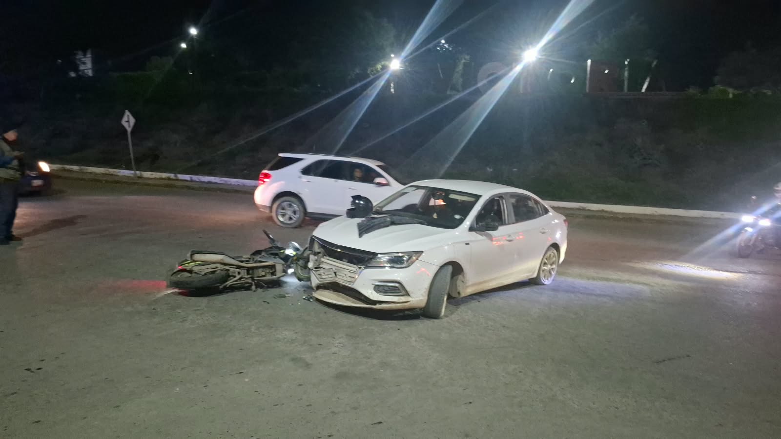 Motociclista resulta lesionado tras choque con camioneta en Ciudad Victoria