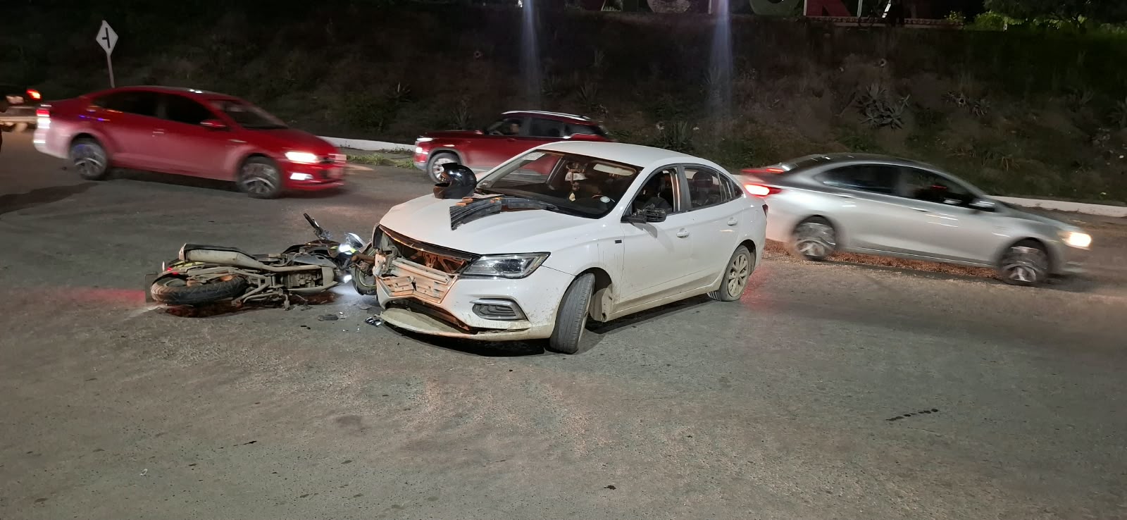 Motociclista resulta lesionado tras choque con camioneta en Ciudad Victoria
