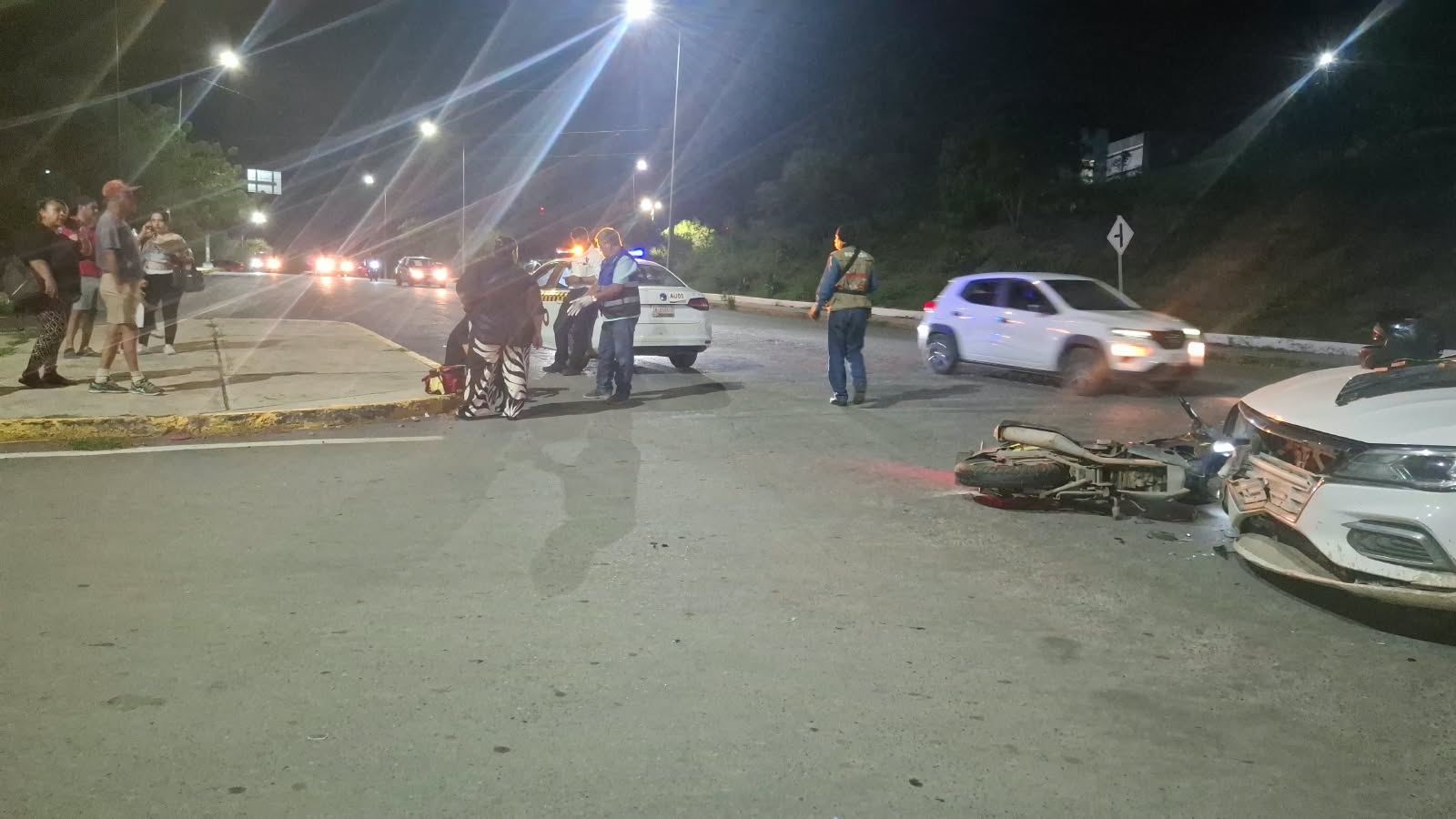 Motociclista resulta lesionado tras choque con camioneta en Ciudad Victoria