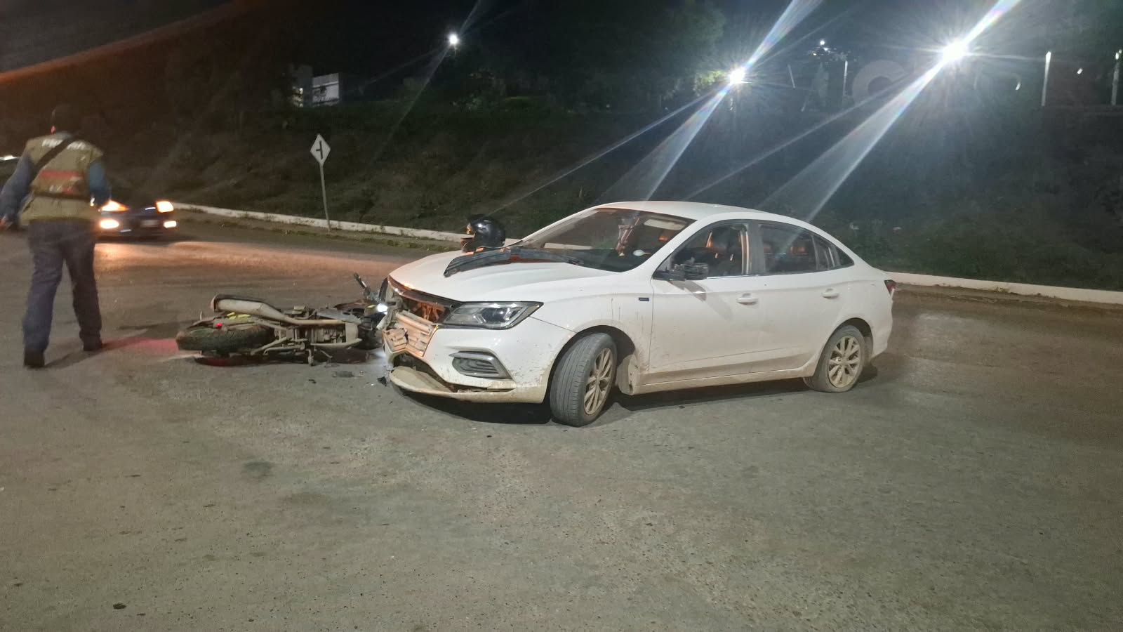 Motociclista resulta lesionado tras choque con camioneta en Ciudad Victoria