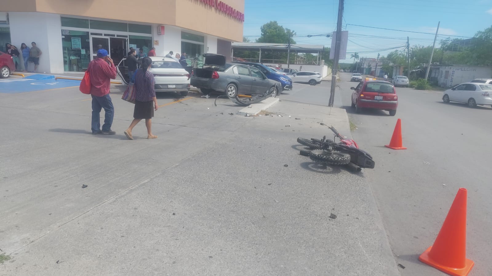 Motociclista lesionado tras choque en crucero de Ciudad Victoria