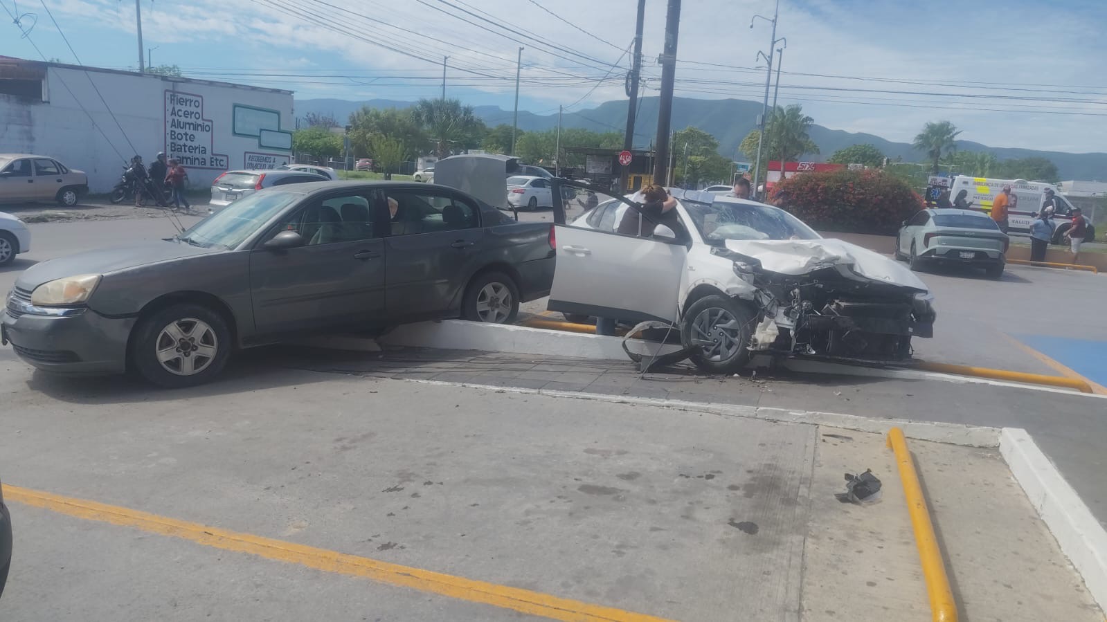 Motociclista lesionado tras choque en crucero de Ciudad Victoria