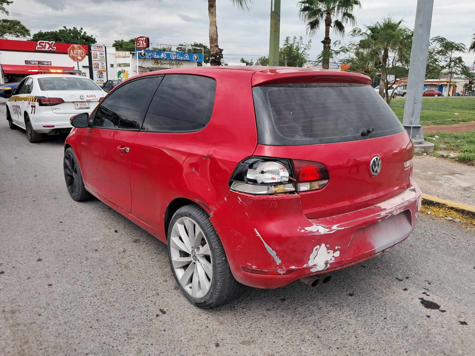 Motociclista lesionado tras choque en avenida Fidel Velázquez, Ciudad Victoria