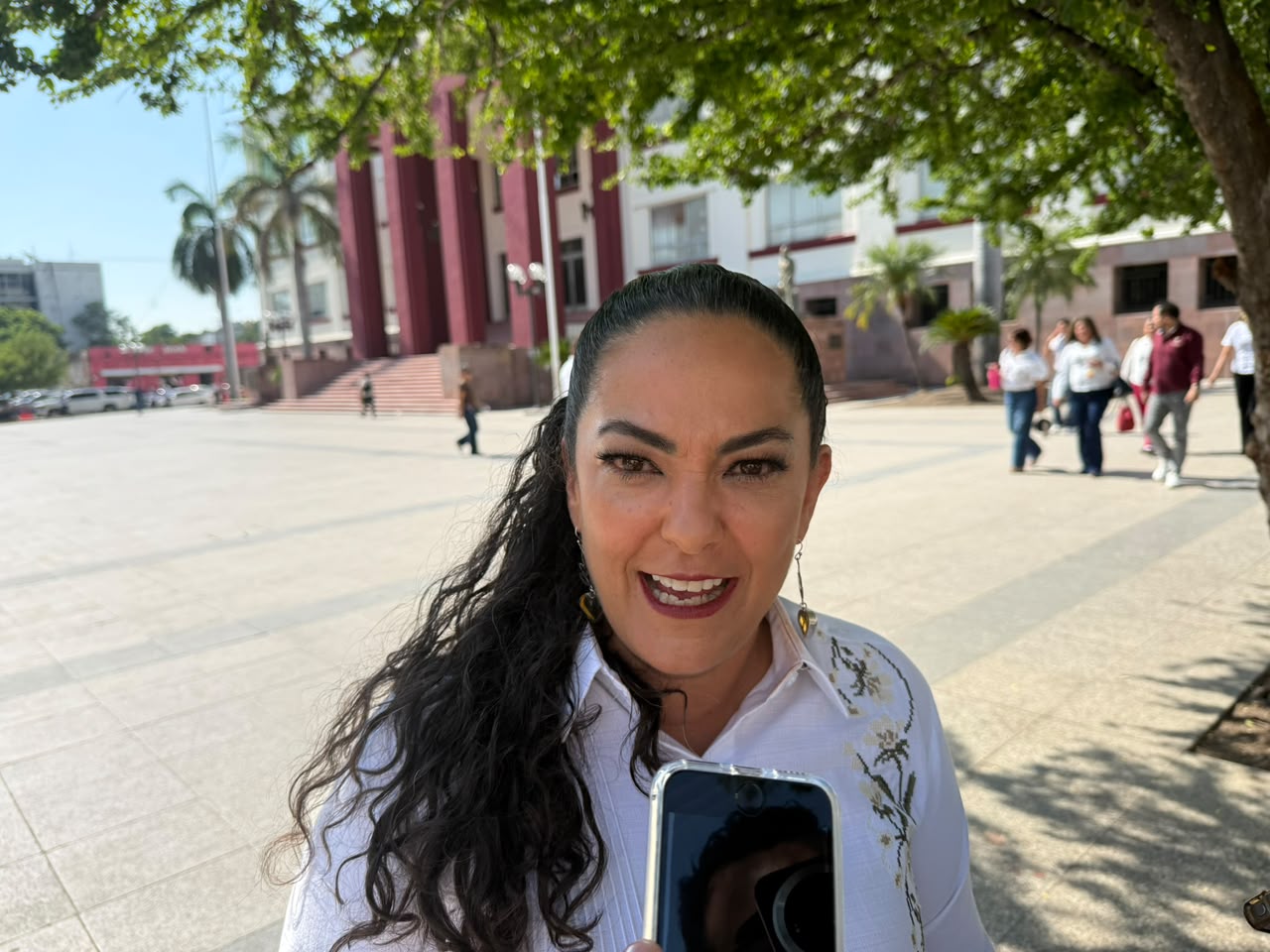 Senadora Olga Patricia Sosa Ruiz advierte patadas debajo de la mesa entre militantes de Morena en Tamaulipas