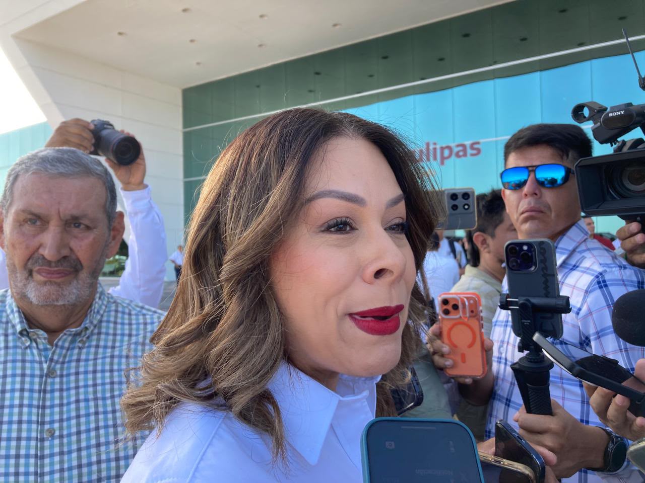 Tania Gisela Contreras López, presidenta del Supremo Tribunal de Justicia de Tamaulipas, durante conferencia sobre el Poder Judicial de Tamaulipas.
