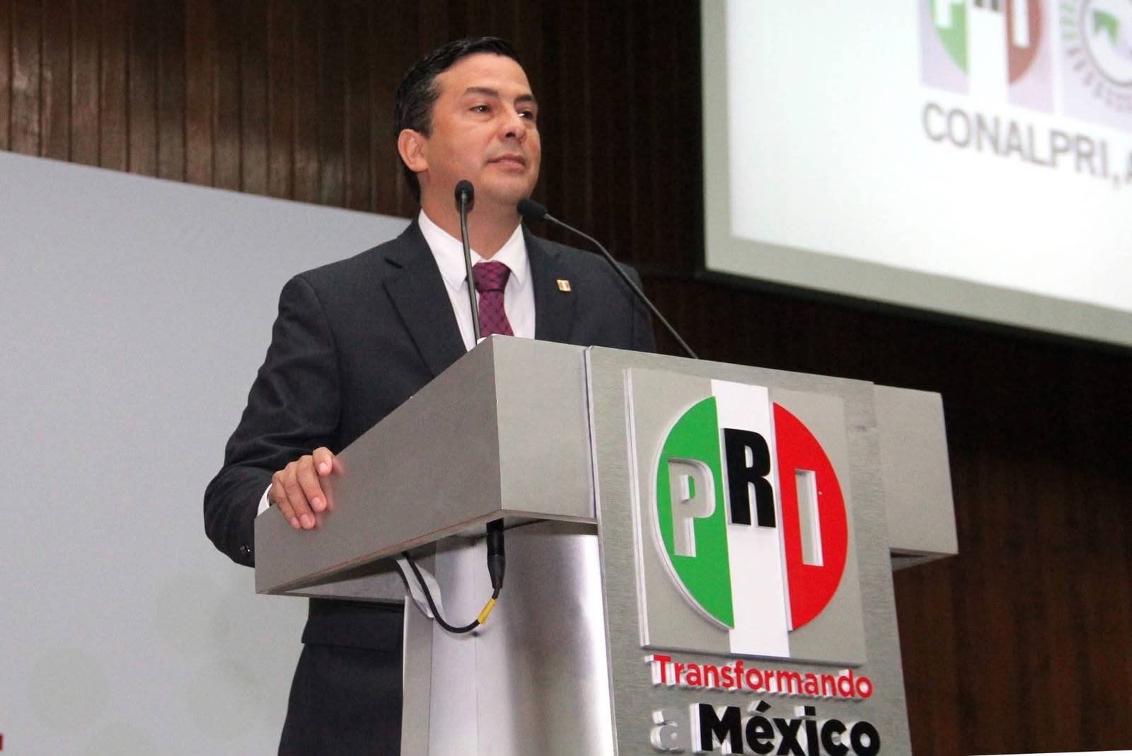 Ramiro Ramos Salinas, ex dirigente del PRI Tamaulipas, durante declaraciones sobre las elecciones intermedias 2027 en Ciudad Victoria