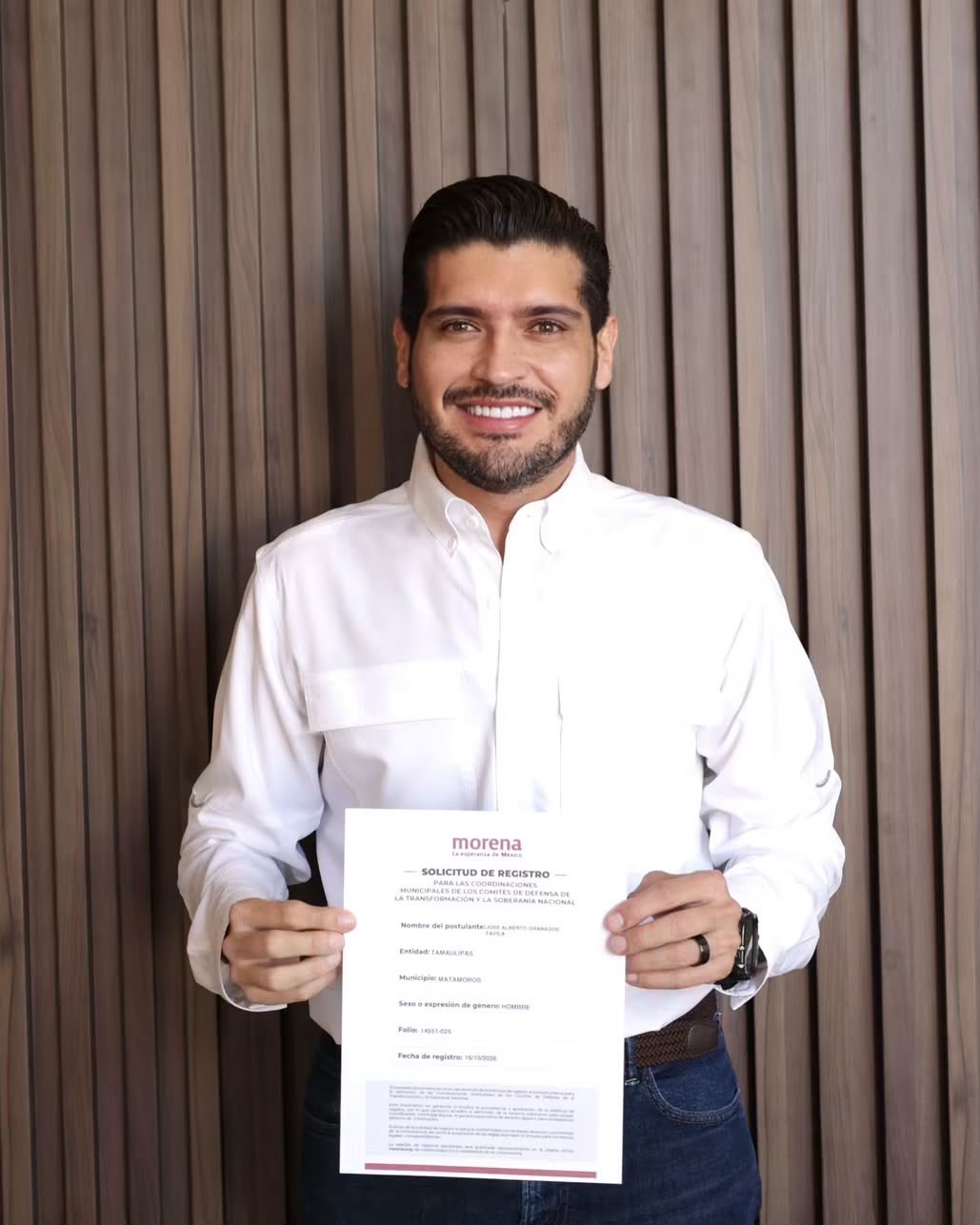 Beto Granados tras su registro para la reelección en Matamoros