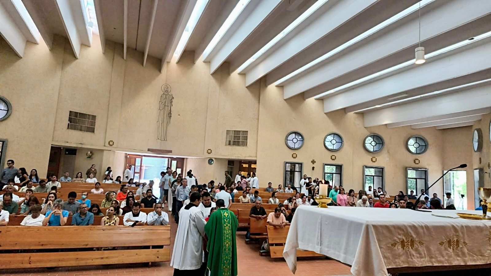 Obispo de Victoria celebra el ingreso de 19 seminaristas en el inicio del nuevo ciclo escolar