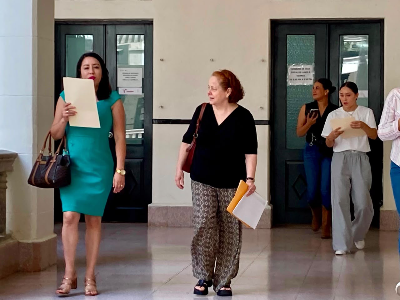 Vehículos chatarra del gobierno de Tamaulipas listos para subasta pública en Ciudad Victoria