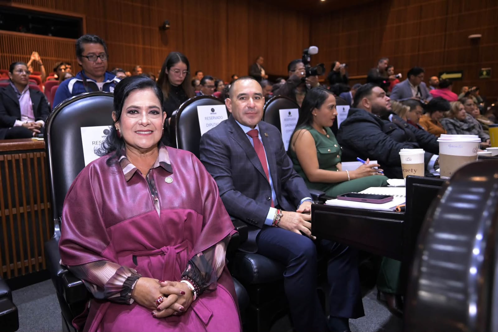 Blanca Narro respalda transformación educativa y exige mayor seguridad escolar