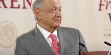 López Obrador defiende nuevos libros de texto ante críticas de la oposición