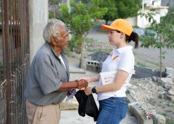 Visita Mayra Benavides a Colonos de la Echeverría