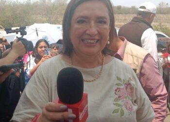 Xóchitl Gálvez se reúne con simpatizantes en Ciudad Victoria.