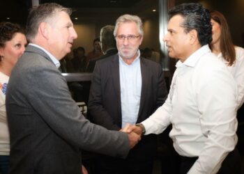 Gobierno de Victoria abre la puerta a inversionistas de Francia