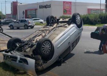 Vuelca en la Rotonda de Liverpool