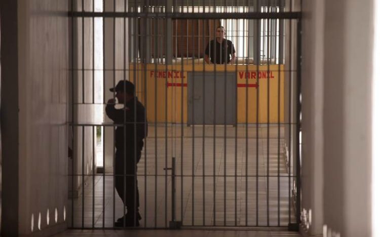 Van 300 carpetas de denuncias vs menores de edad 