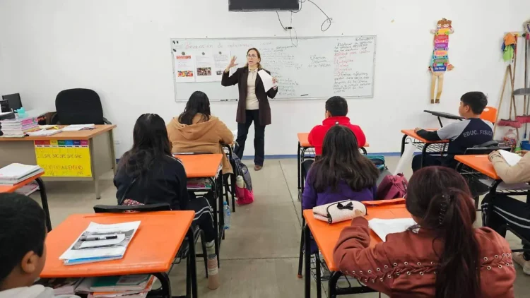 Seis mil espacios de escuelas reservados en Tamaulipas para menores deportados