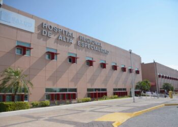 Protestan sindicalizados del Hospital Regional de Victoria