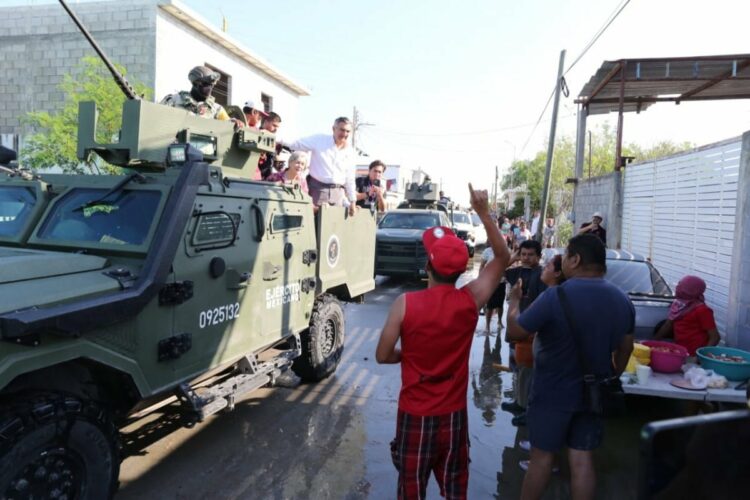 Américo Villarreal asegura apoyo a afectados por inundaciones