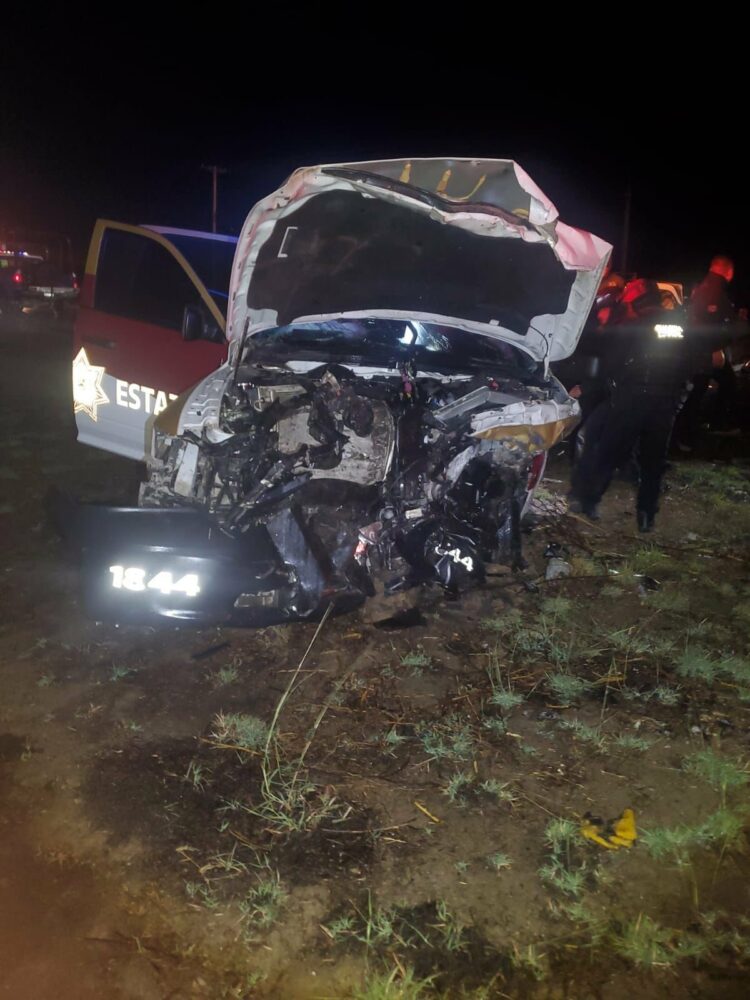 Colisionan Patrulla de la Guardia Estatal y vehículo particular en carretera a Monterrey; cuatro lesionados y un fallecido