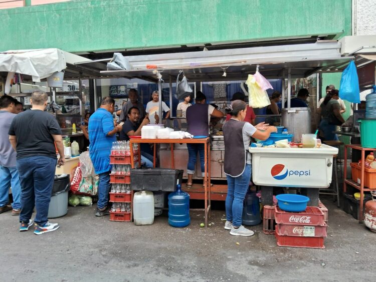 Residuos de grasas de comercios problemática para drenaje