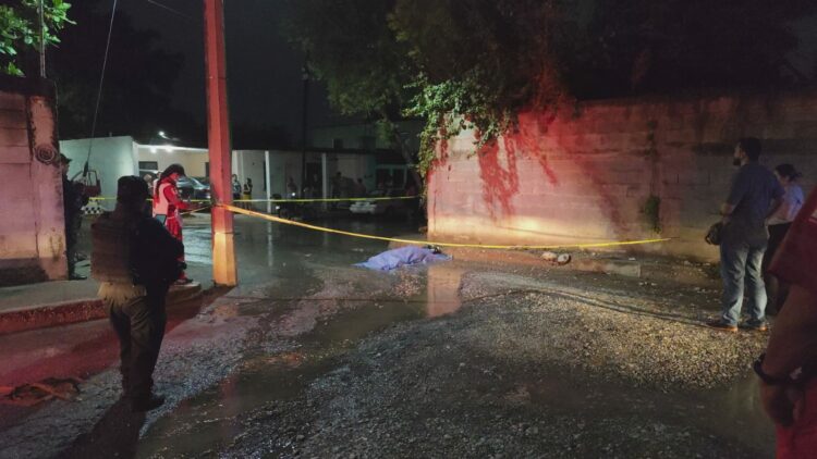 Masculino pierde la vida, trágica caída cerca de su casa