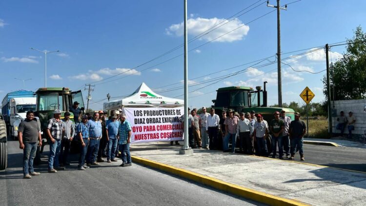 Llegan a un “acuerdo parcial” campesinos manifestantes.