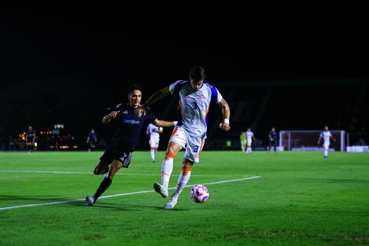 Cancún FC y Correcaminos se enfrentan en el Andrés Quintana Roo