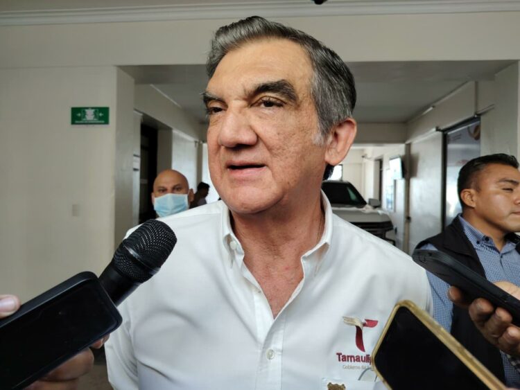 No hubo aviso oficial para colocar letreros en la playa de Matamoros; Gobernador.