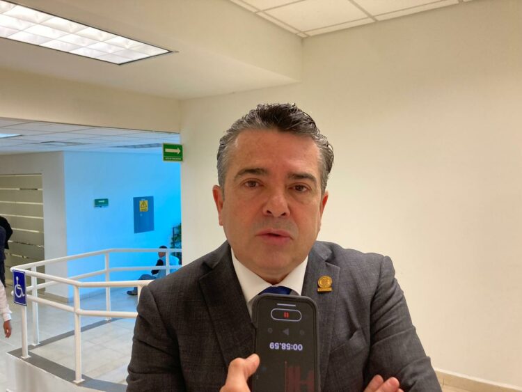 Rezago de 7 años en la ASE obliga a contratar más personal: Eliphaleth Gómez.