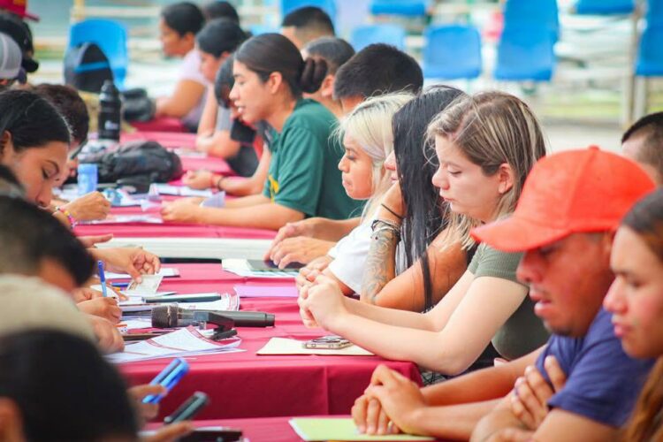 Más de 120 mil jóvenes de Tamaulipas acceden a becas y empleos formales con apoyo federal