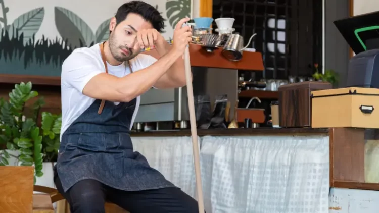 Restauranteros conscientes de “Ley Silla”, pero hay ambigüedades en su aplicación.