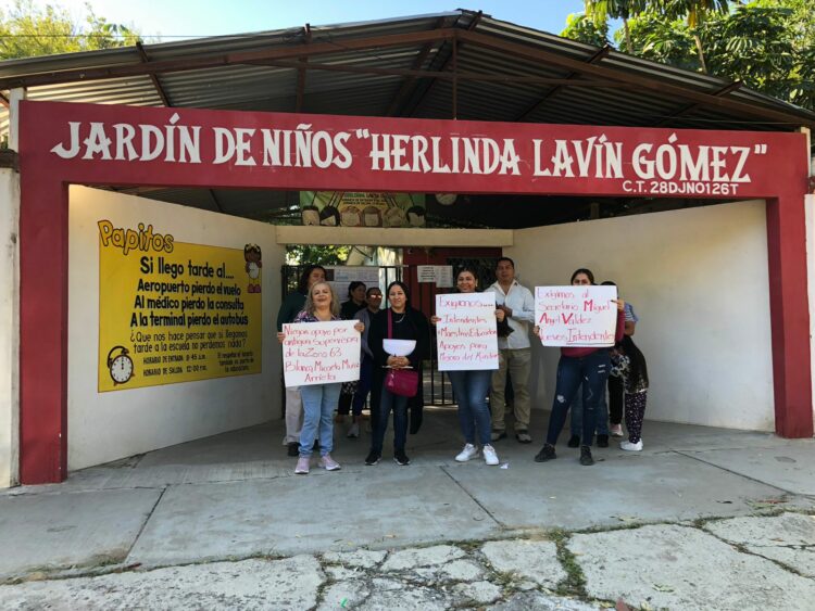 Protestan en Jardín de Niños por falta de intendentes